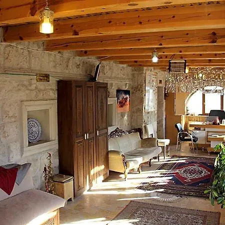 Katapa Stone House 4*